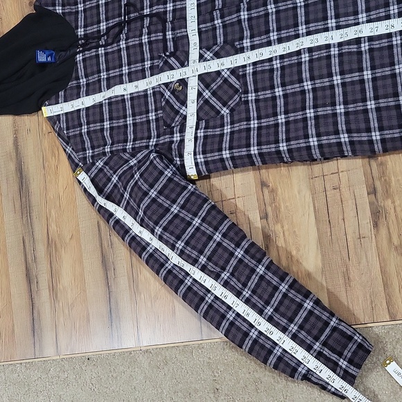 HIGHLAND OUTFITTERS Black Gray Flannel Quilted Interior Hooded Shacket w/Pockets - Picture 9 of 10